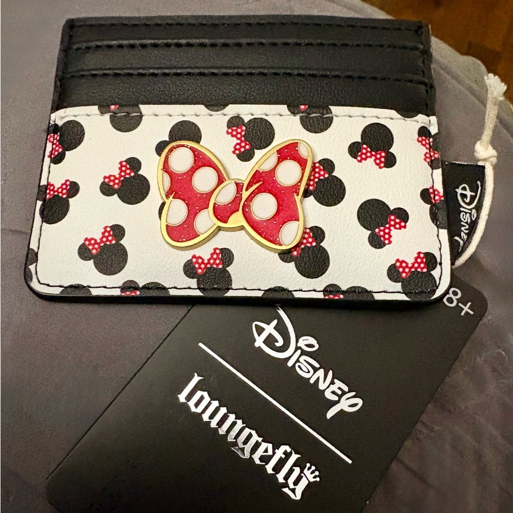 NEW Disney Loungefly MINNIE MOUSE Cardholder Black with Red/White Polka Dots Bow